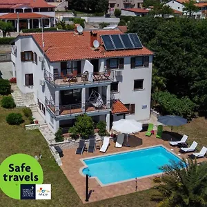 Verde-adults Only By Rent Istria Apartment Musalez